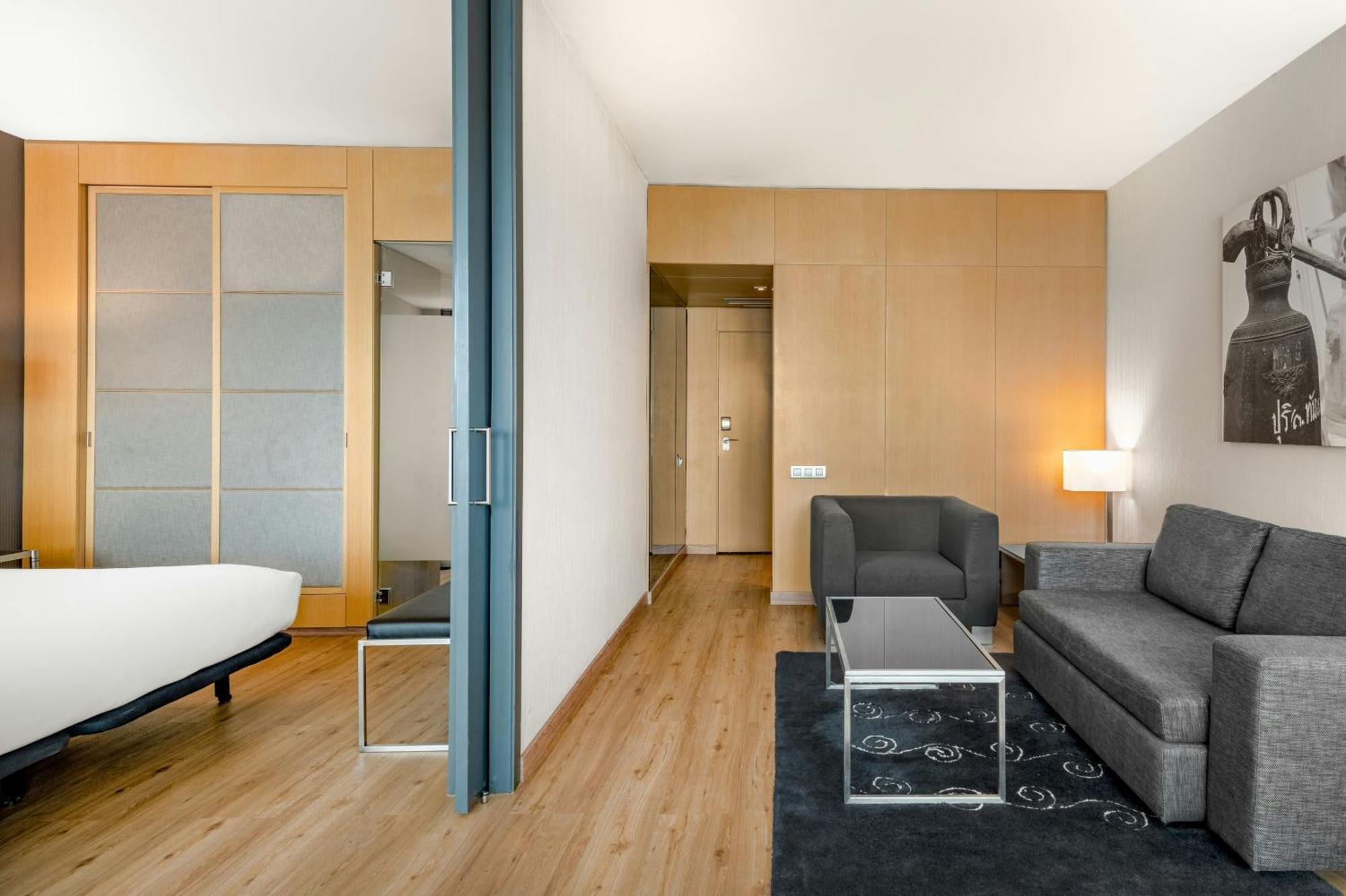 Ac Hotel Victoria Suites By Marriott — Photos 2